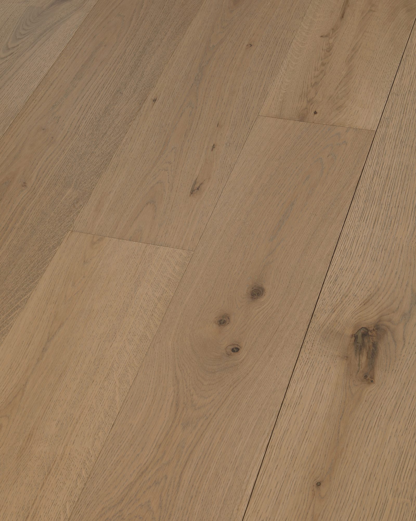 sauvignon-blond-engineered-hardwood-flooring-angle-view