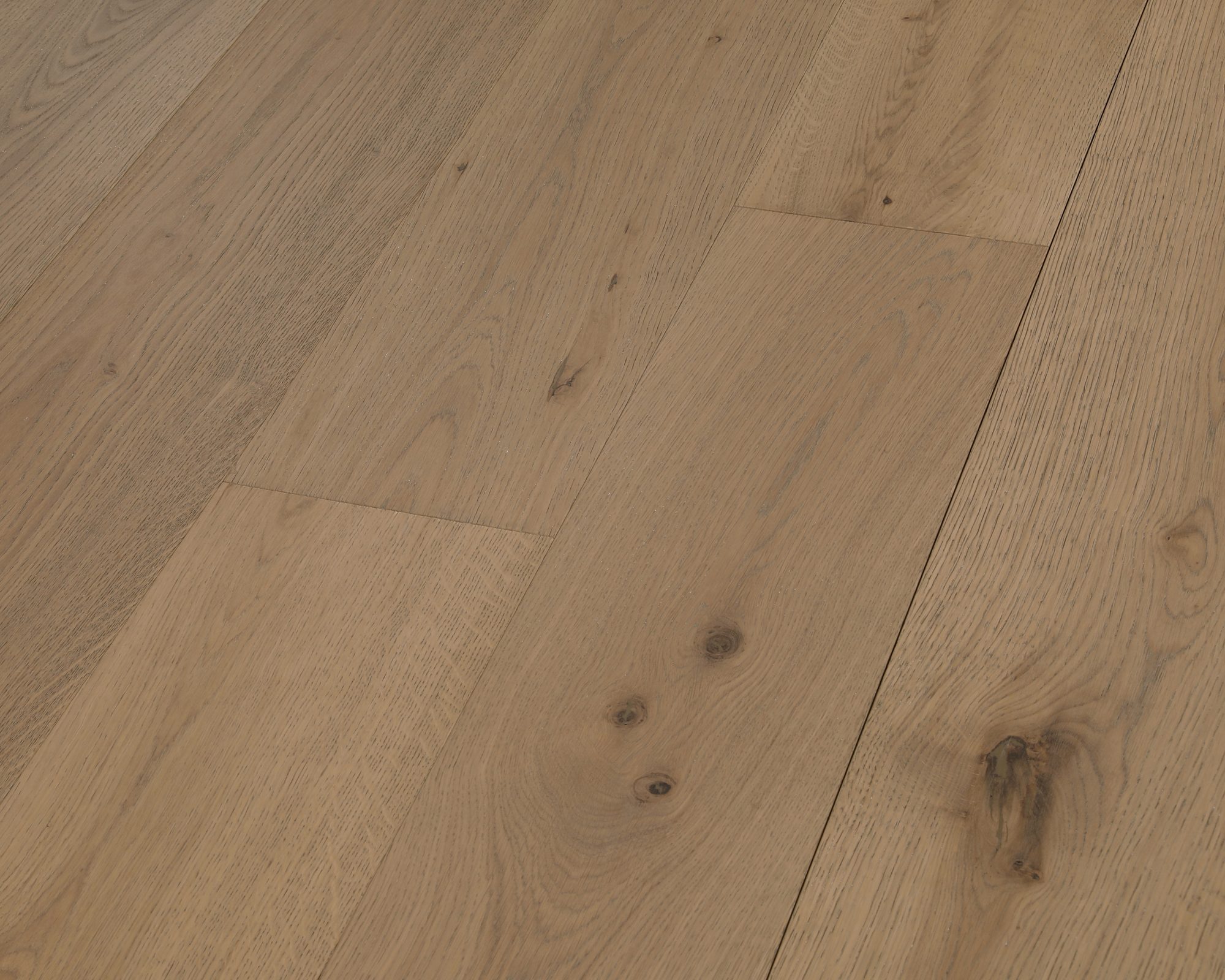 sauvignon-blond-engineered-hardwood-flooring-room-scene